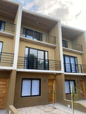Triplex Nayades